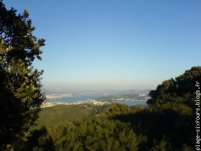 vue dur les iles de porquerolles depuis le cap cisié!